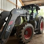 Claas Axion 800 – 2018 – Chargeur TX425